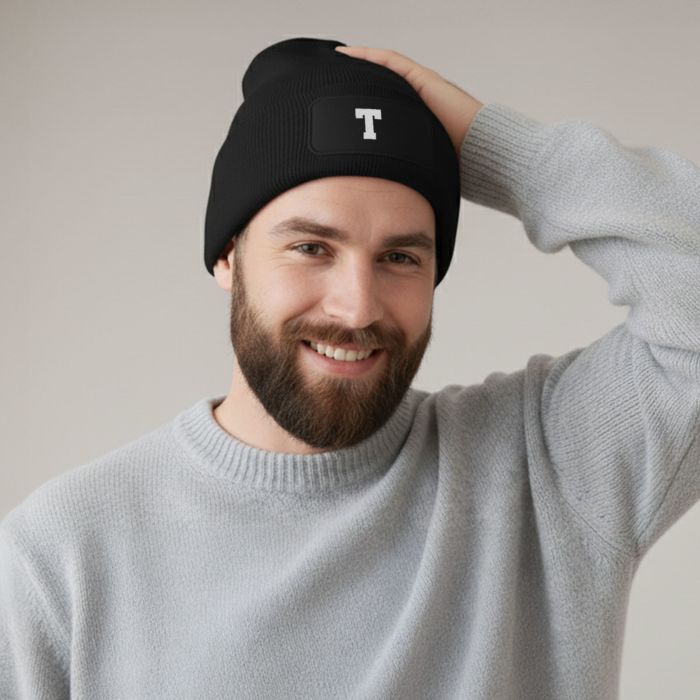 Personalisierbare Mütze mit Monogramm
